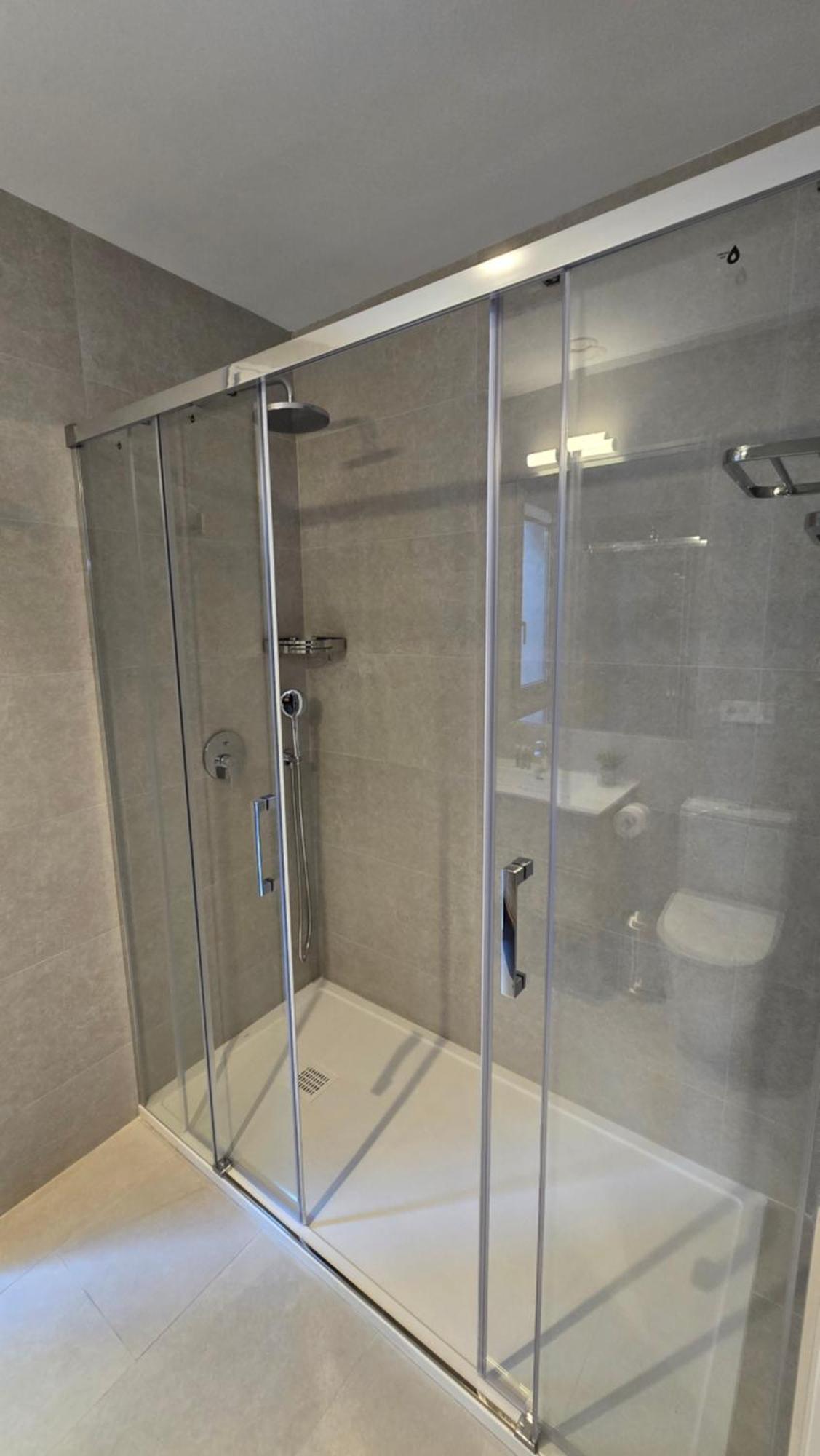 Hostal Rambla 24 By Holihome Alicante Eksteriør bilde