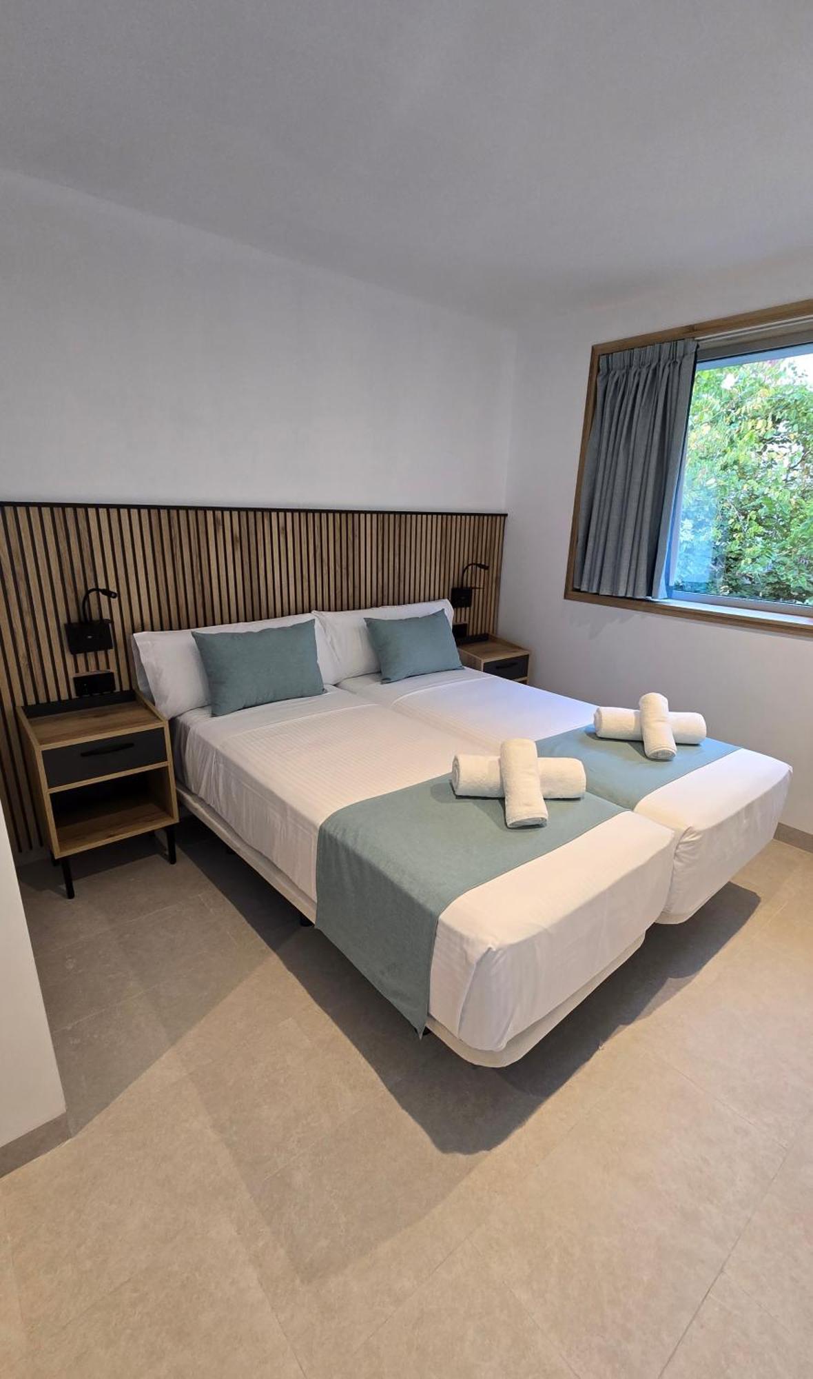 Hostal Rambla 24 By Holihome Alicante Eksteriør bilde