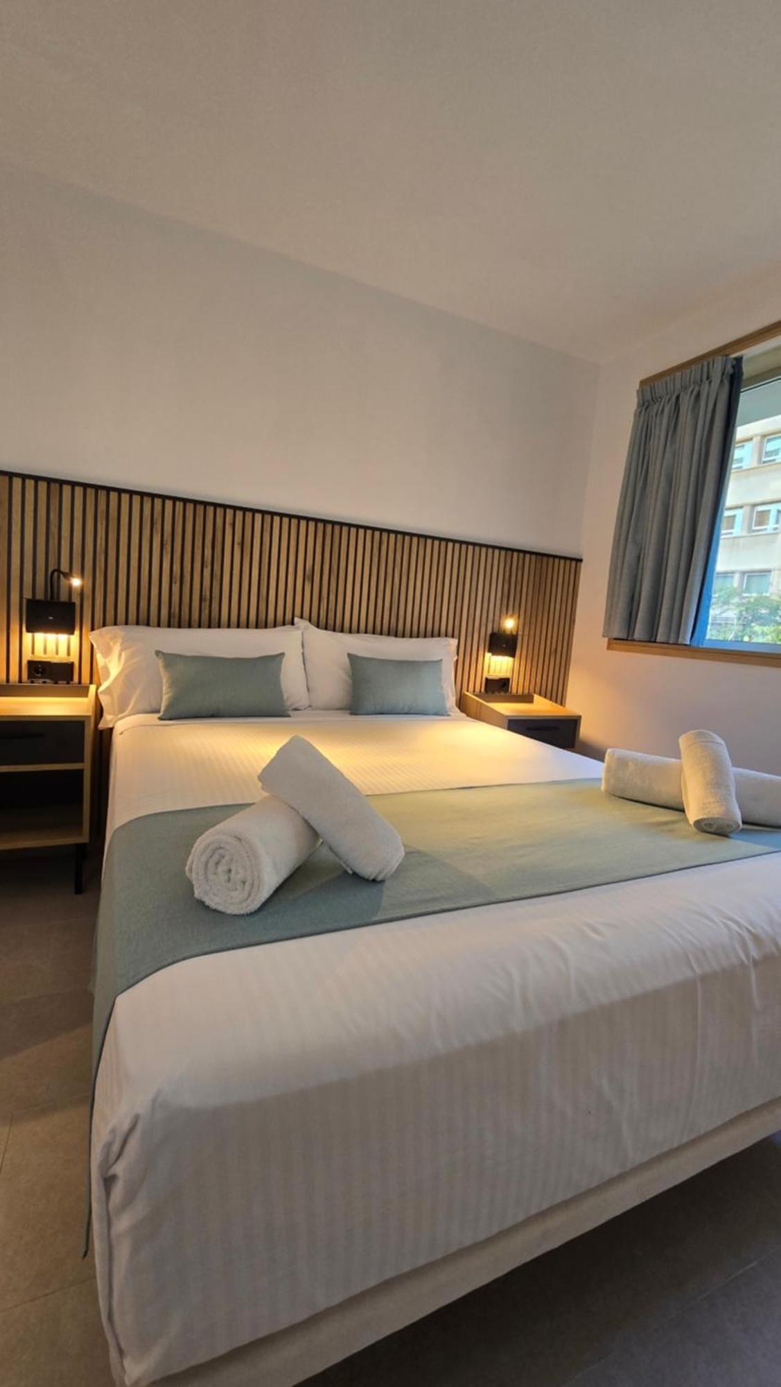 Hostal Rambla 24 By Holihome Alicante Eksteriør bilde